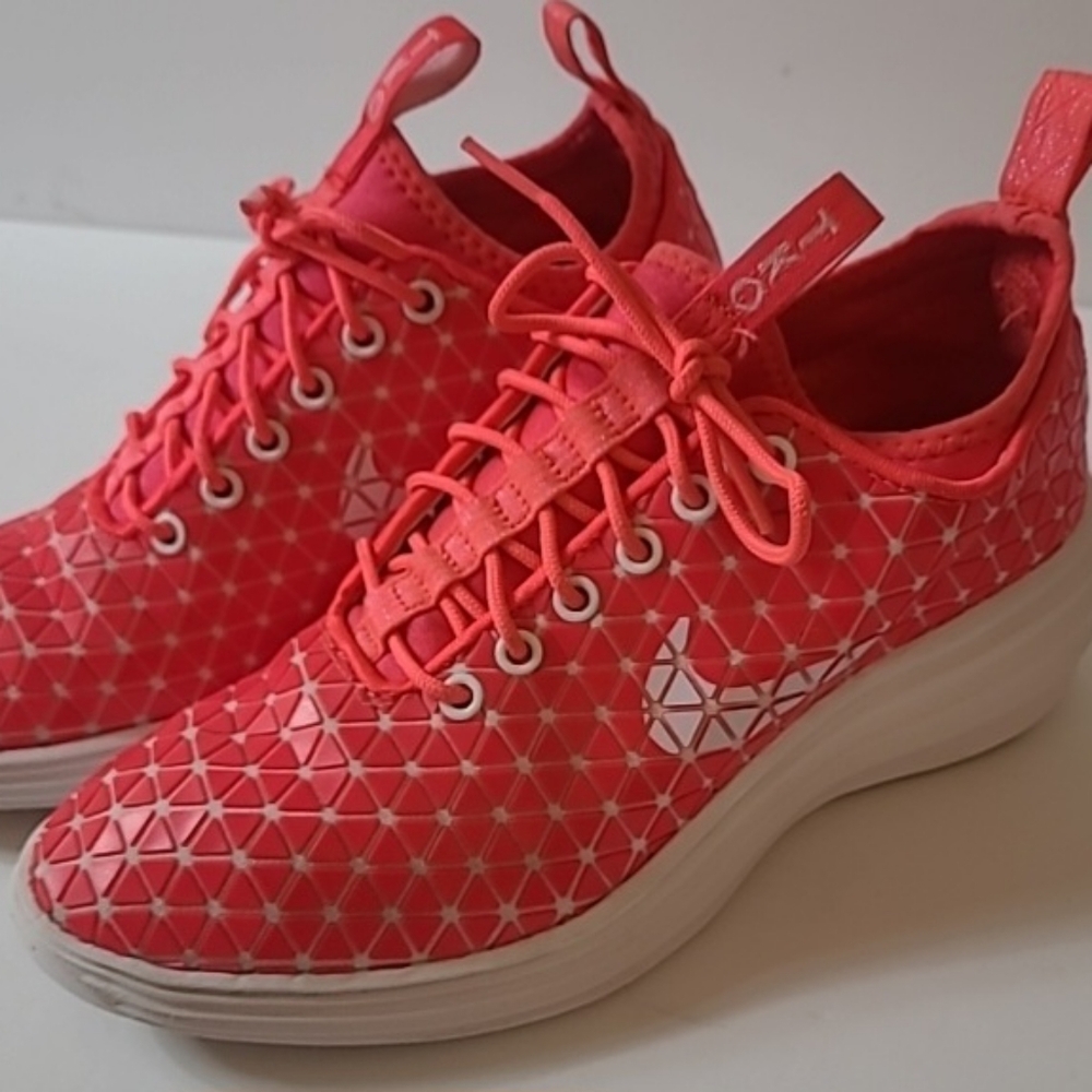 Nike Lunar Elite Sky Hi - Tokyo - RARE-Size 6 City Pack